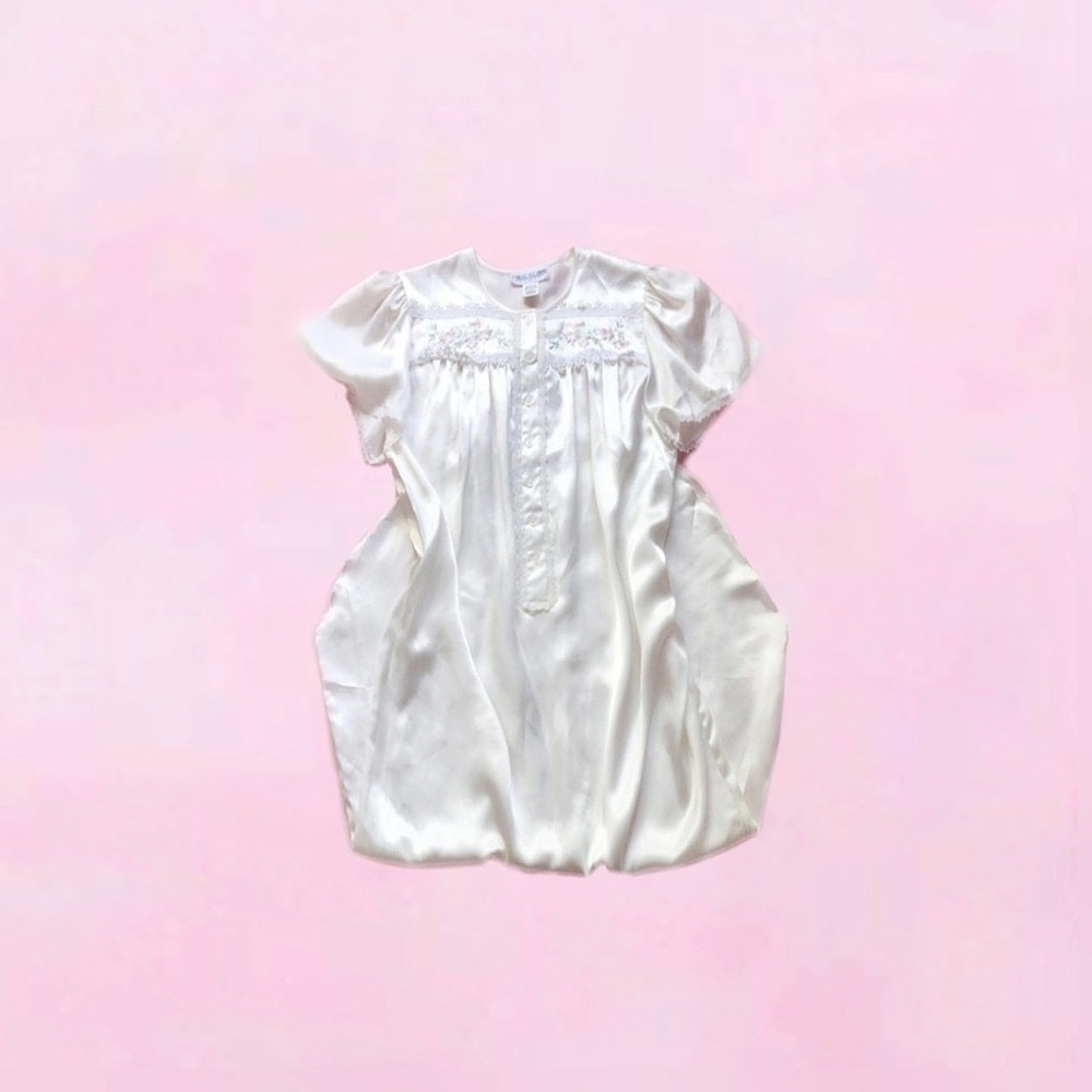 carole hochman ⋆ vintage embroidered nightgown